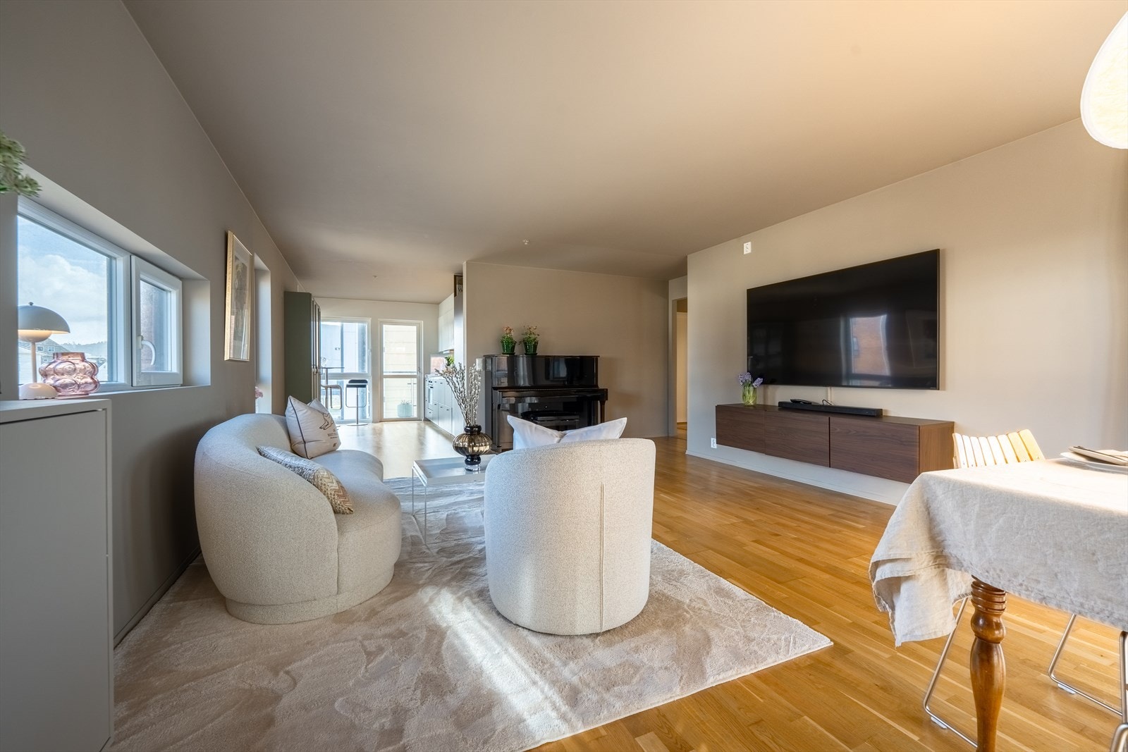 Åpen stue/kjøkkenløsning Galleribilde