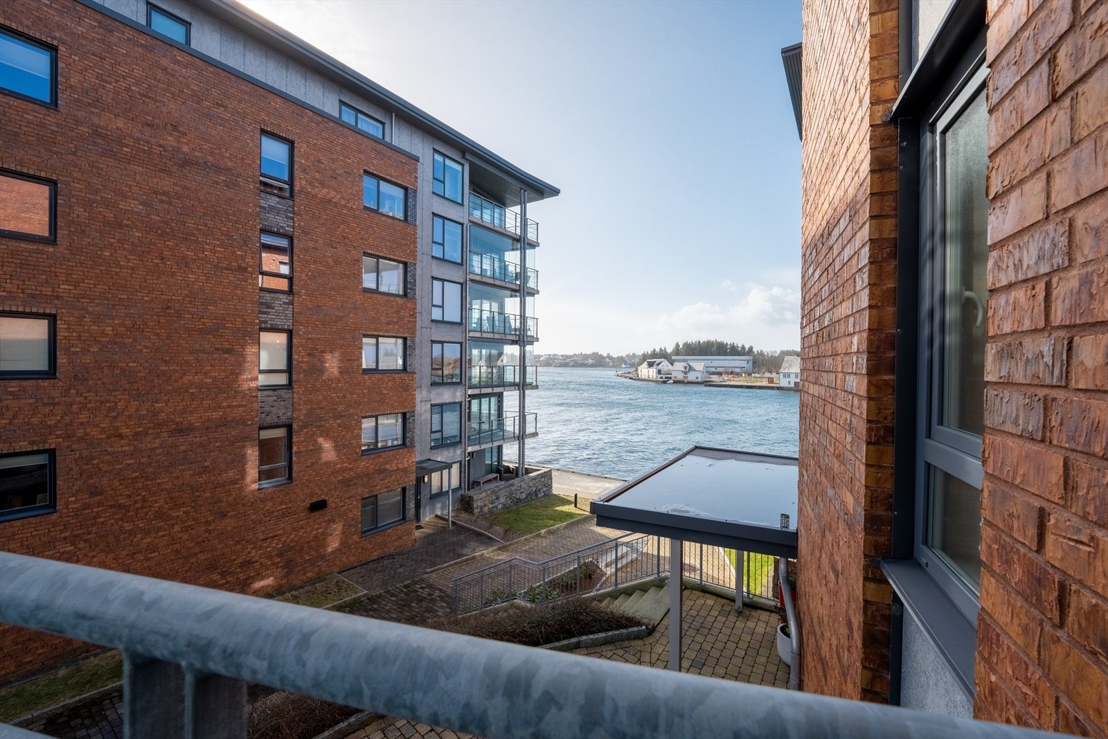 Utsikt mot Vibransøy Galleribilde