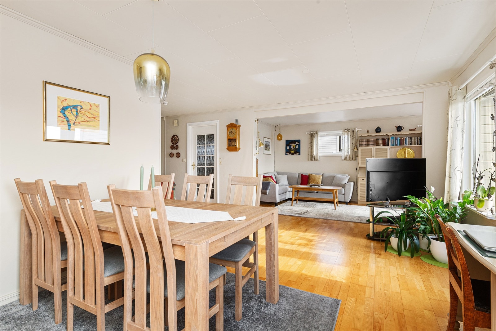 Lys og trivelig stue Galleribilde