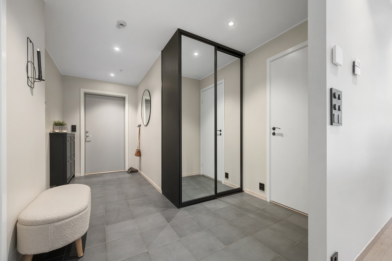 Hall/entre Galleribilde