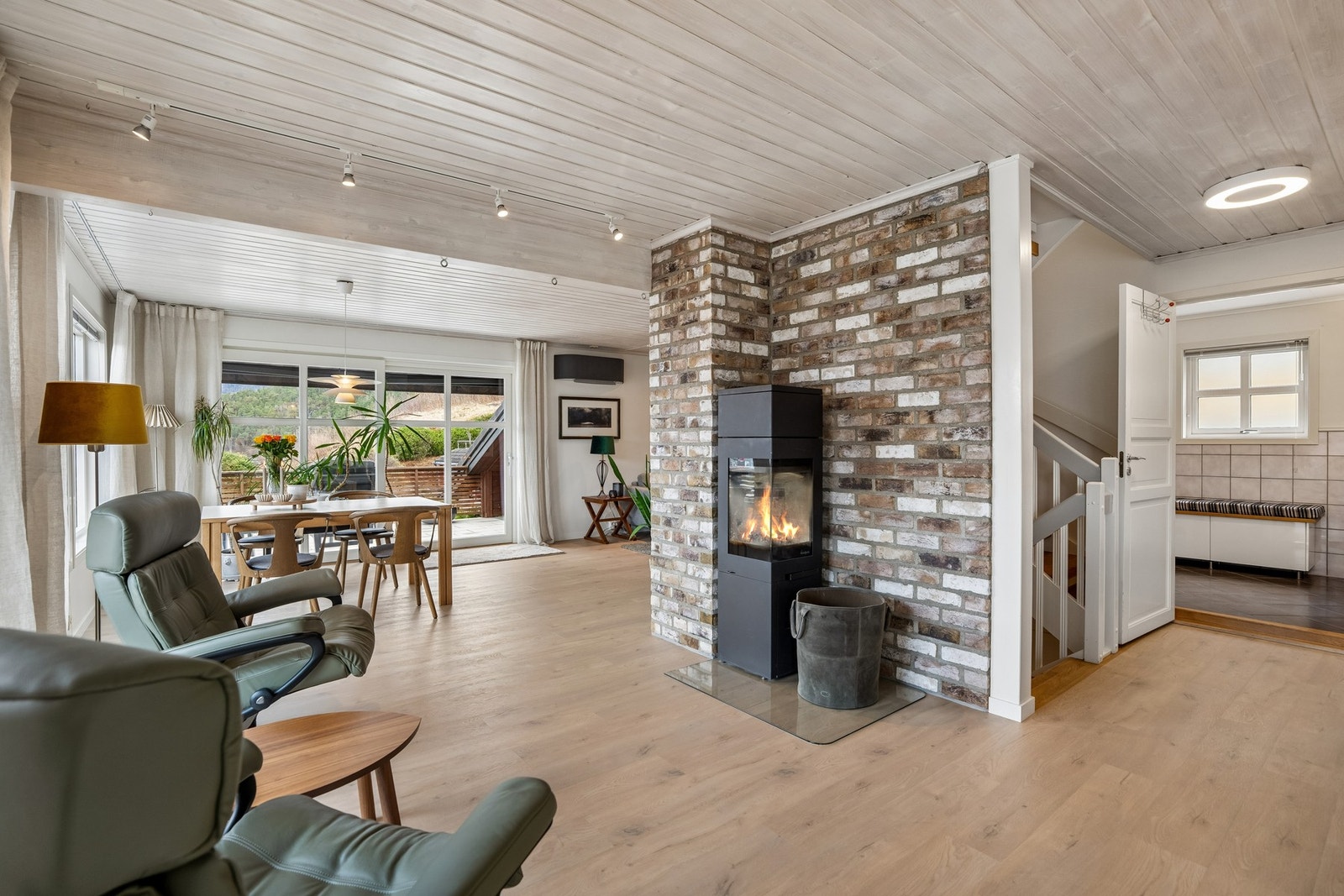 Stue og gang. Galleribilde