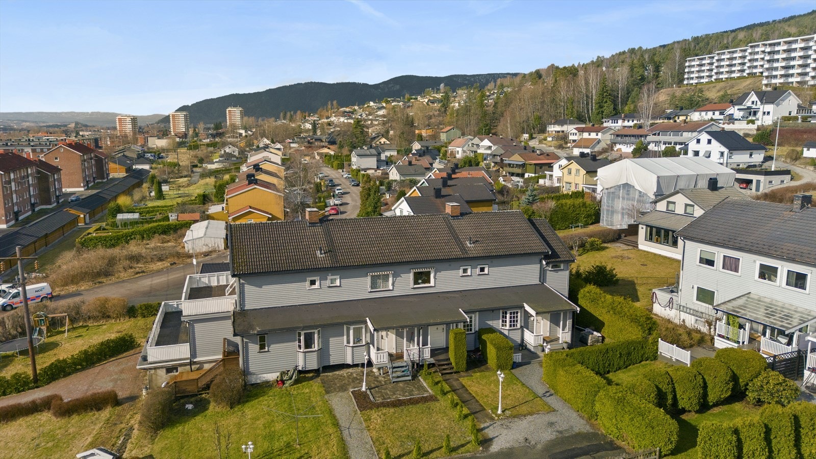 Det er kort vei til både barne, ungdom- og videregående skoler fra Elias Kræmmers vei! Galleribilde