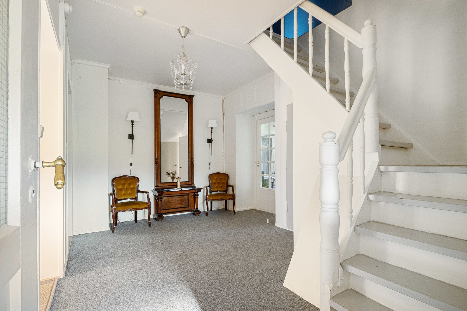 Hus 2 - Hall Galleribilde