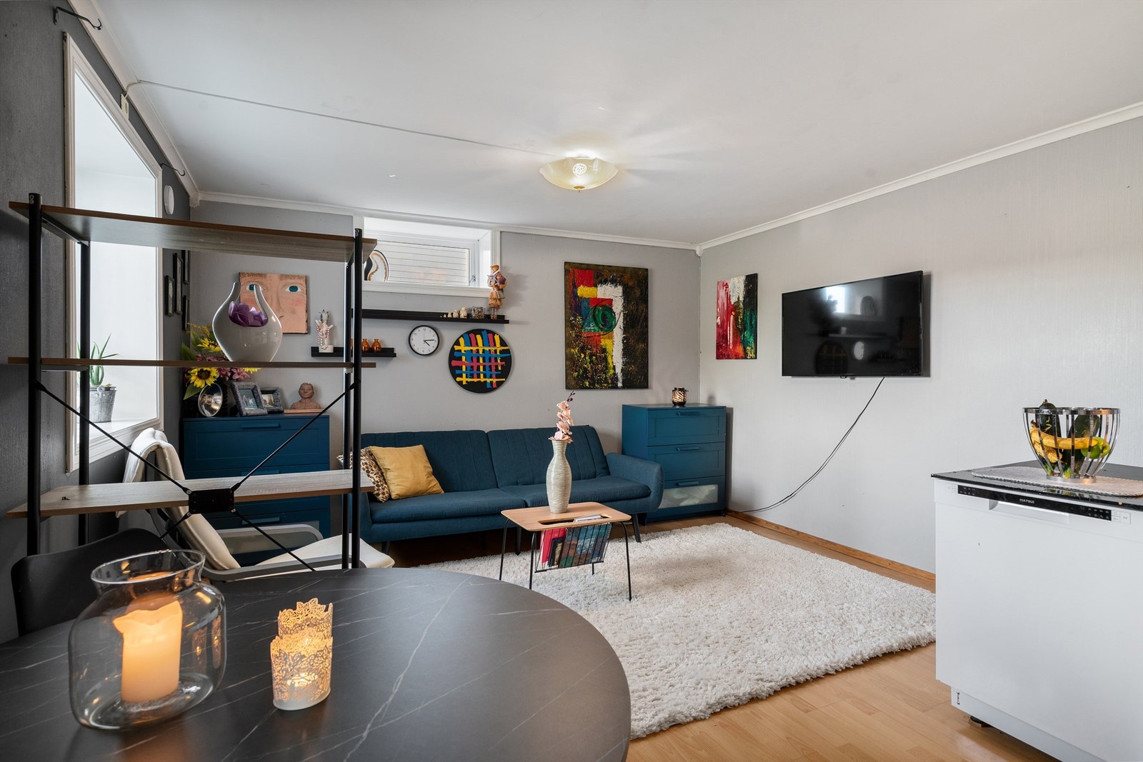 Stue i u.etg /del som er utleid Galleribilde