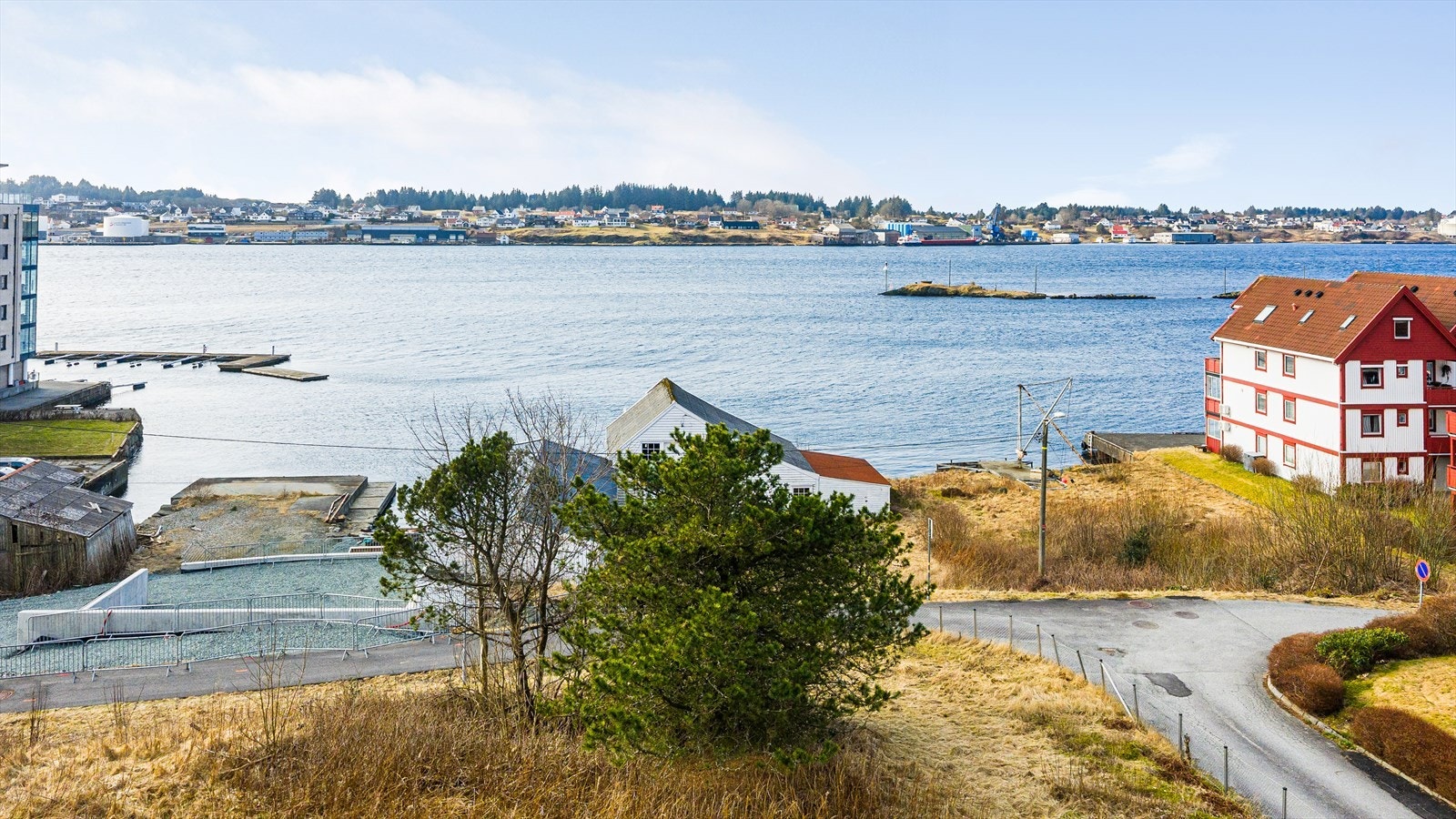 Flott utsikt mot Karmsundet og Karmøy! Galleribilde