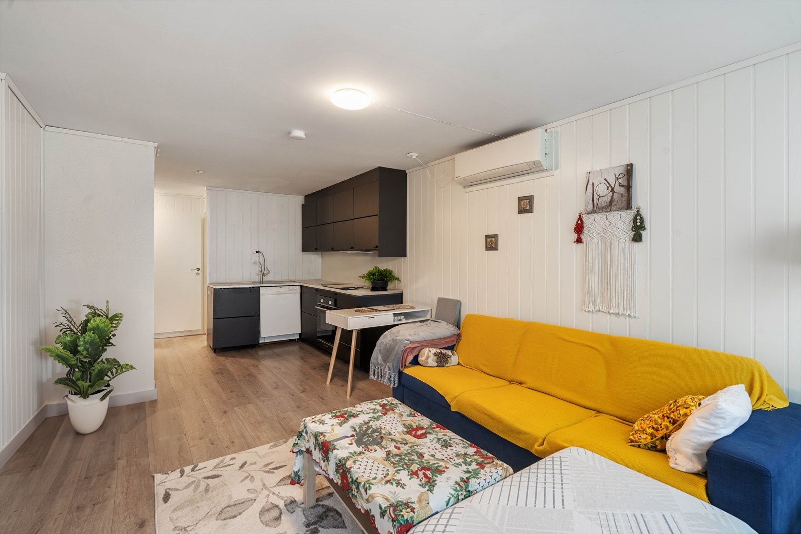 Stue/kjøkken i utleiedel Galleribilde