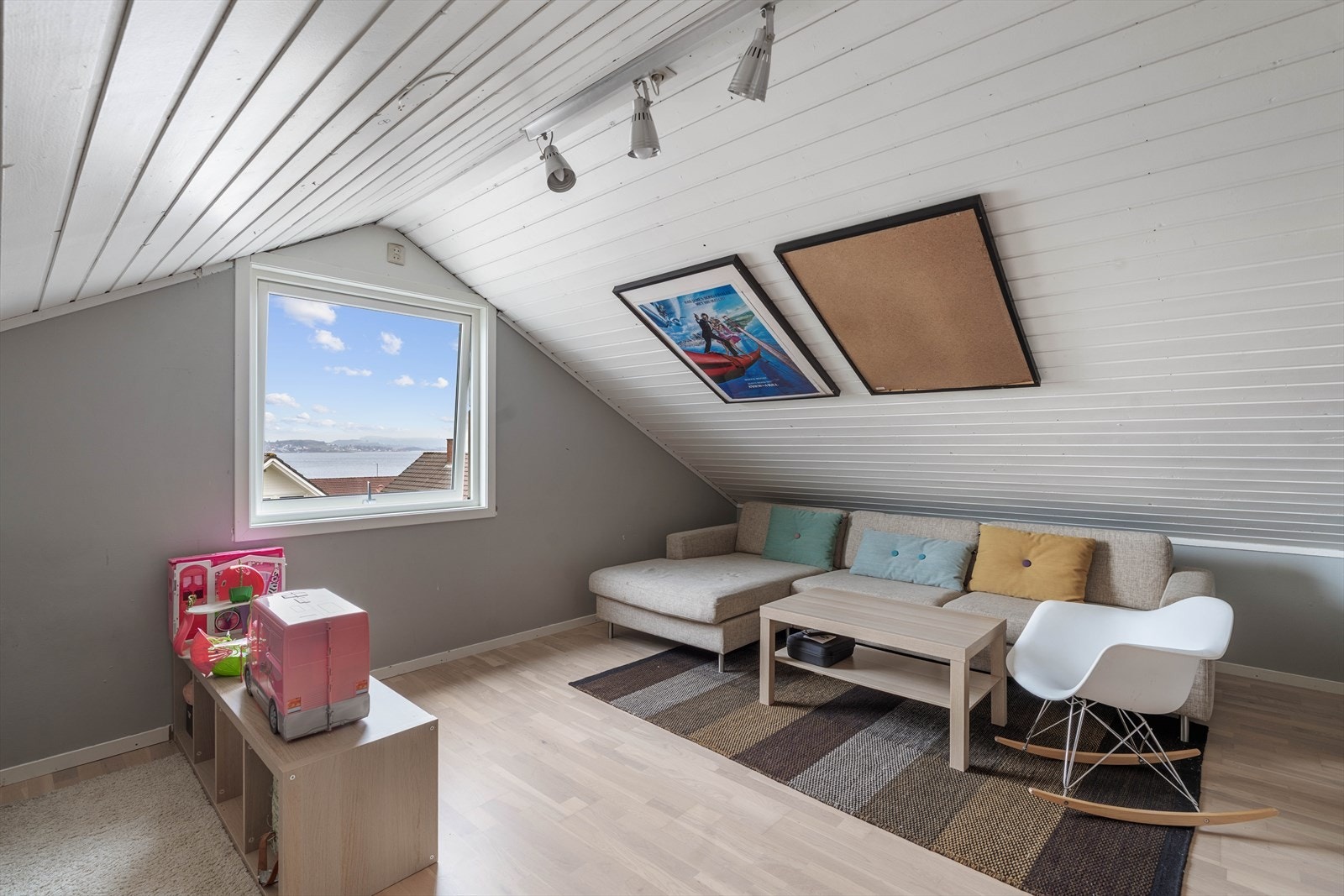 Rom innredet som soverom (ikke byggegodkjent) Galleribilde