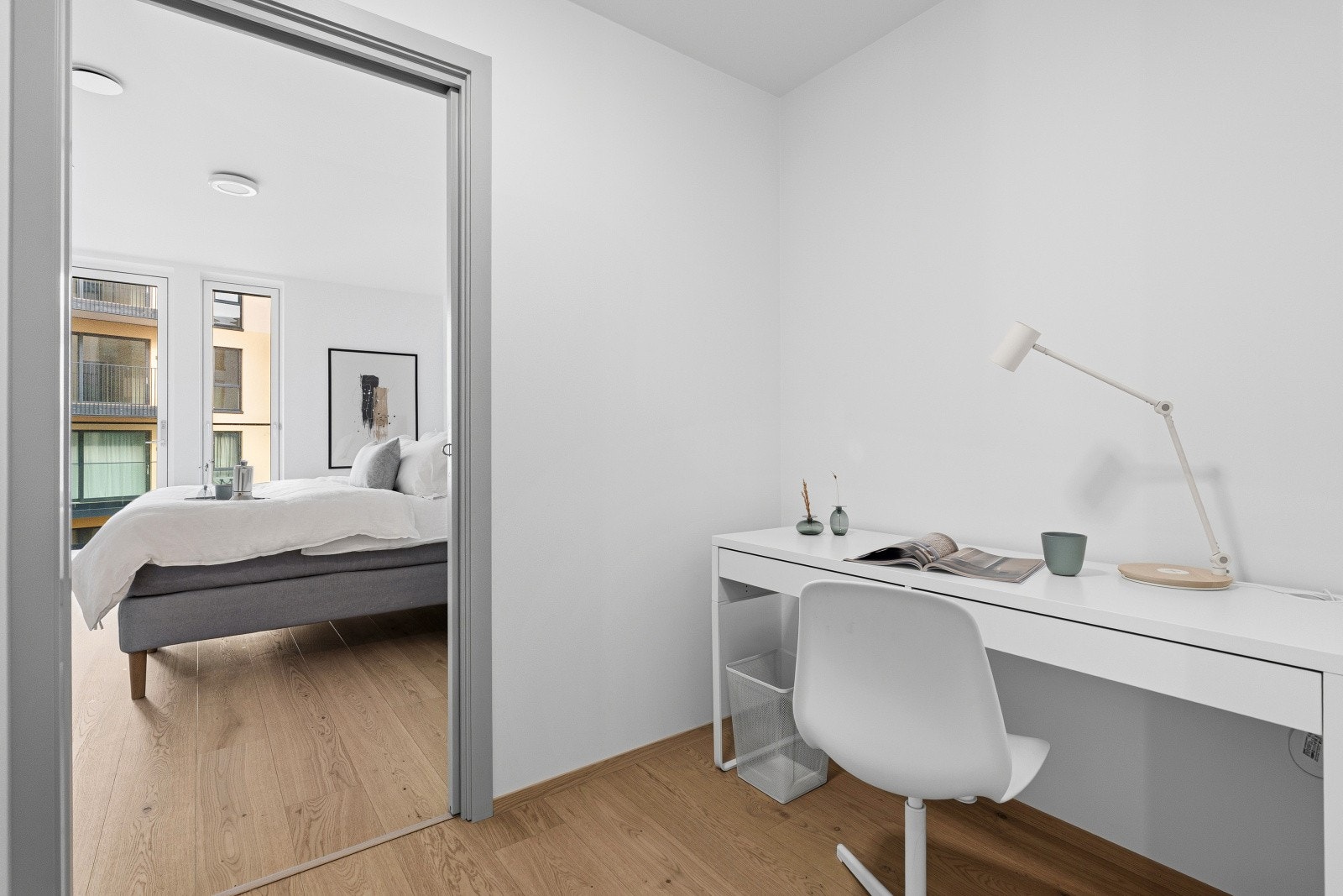 Sett fra garderobe mot hovedsoverom Galleribilde