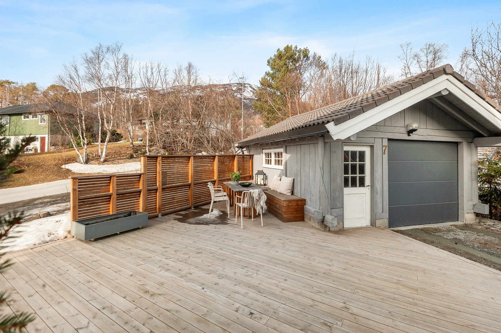 Garasje. Galleribilde