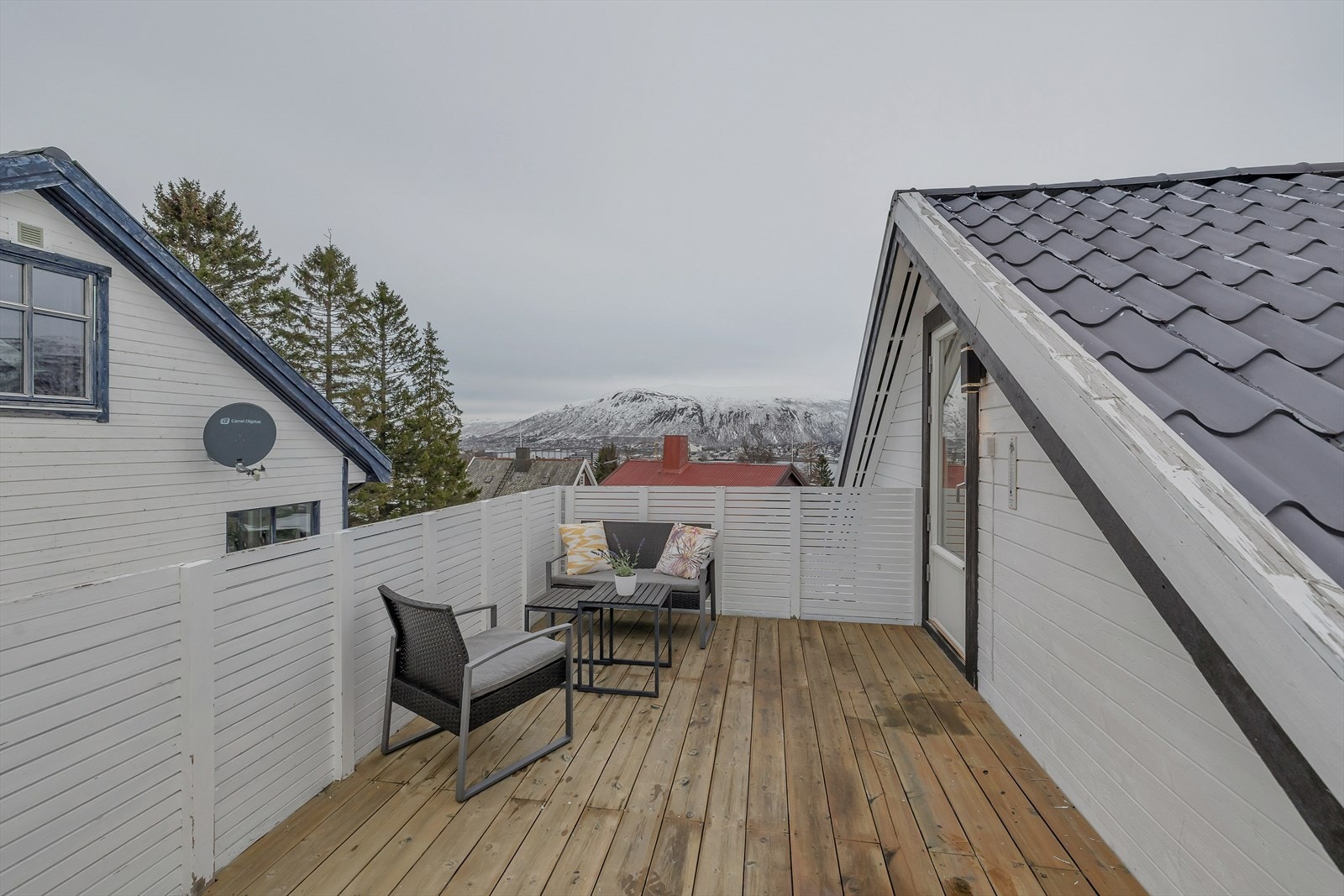 Takterrasse over garasjen Galleribilde