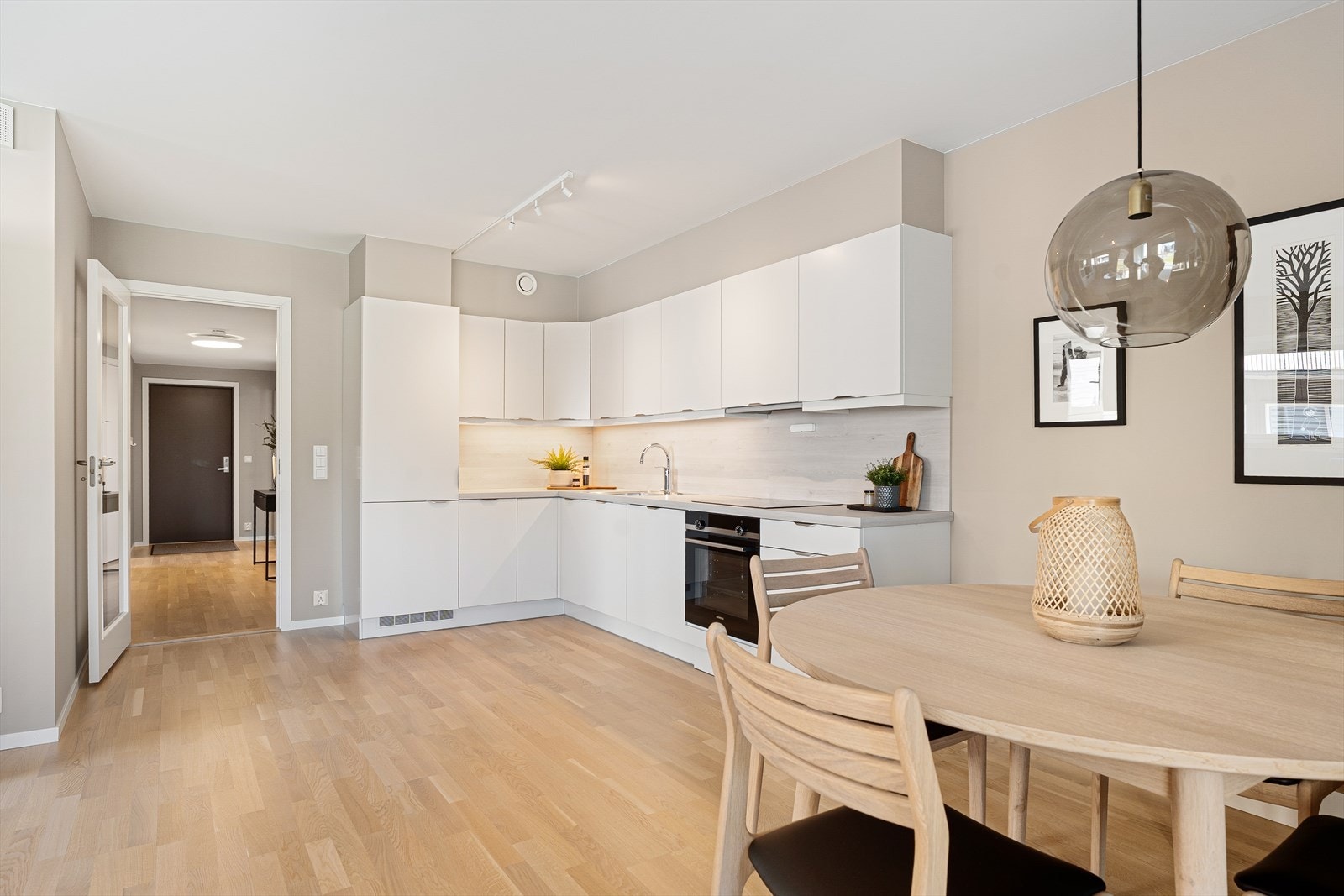 Flott leilighet fra 2020 i 1. etasje med trappefri adkomst Galleribilde