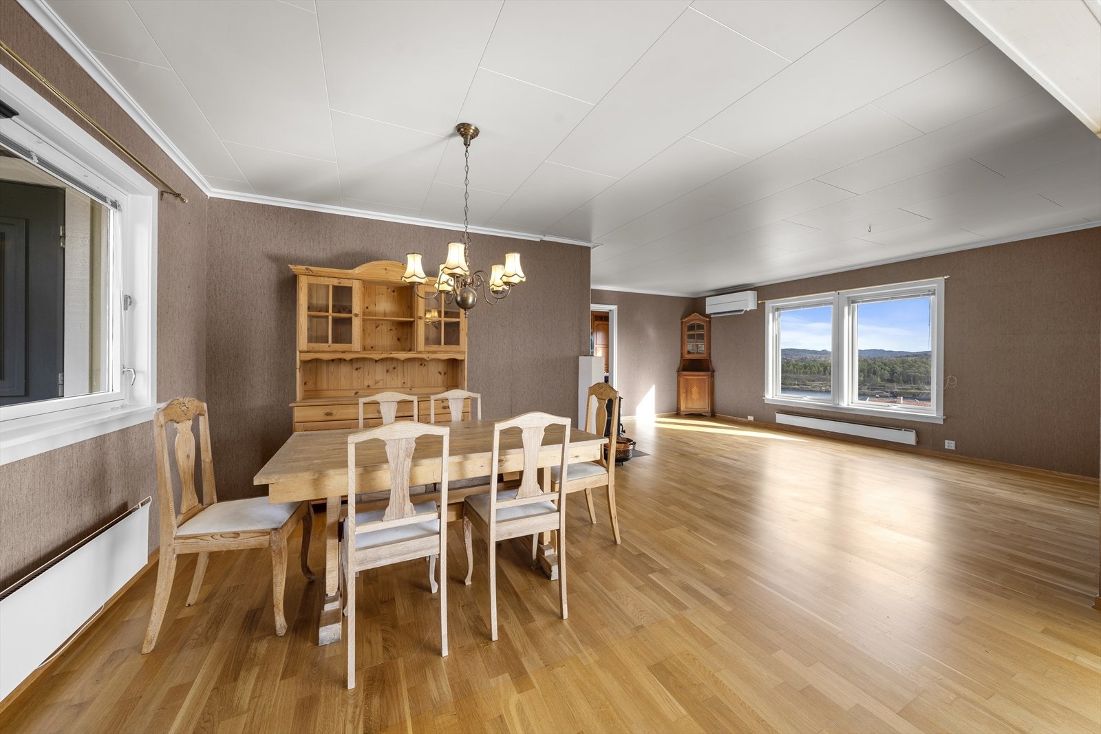 Her ser man hvor romslig dette allrommet er Galleribilde