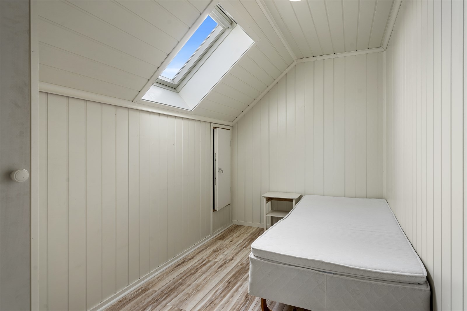 Et arbeidsrom/bod (tegnet inn som soverom) Galleribilde