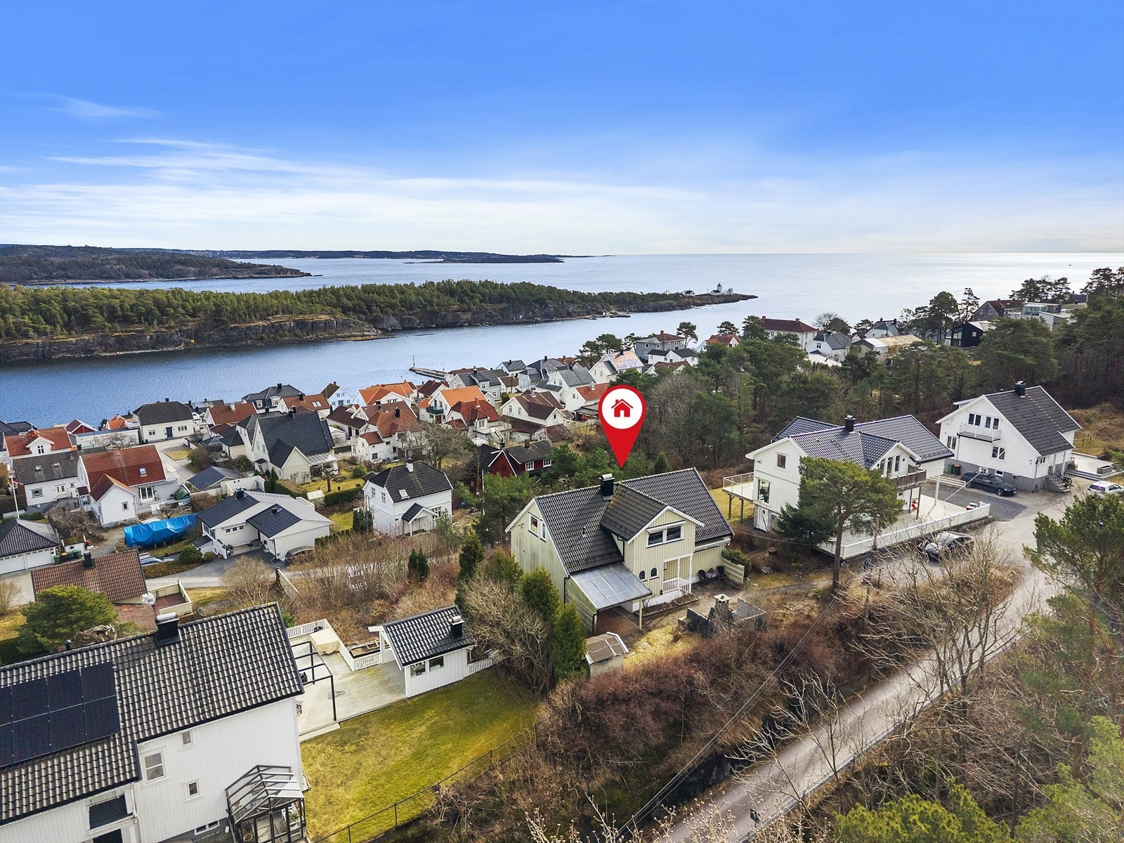 Aktiv Eiendomsmegling v/ Barbro Trotland har gleden av å presentere Linaaes Gate 20! Foto v/ A7 Media Galleribilde