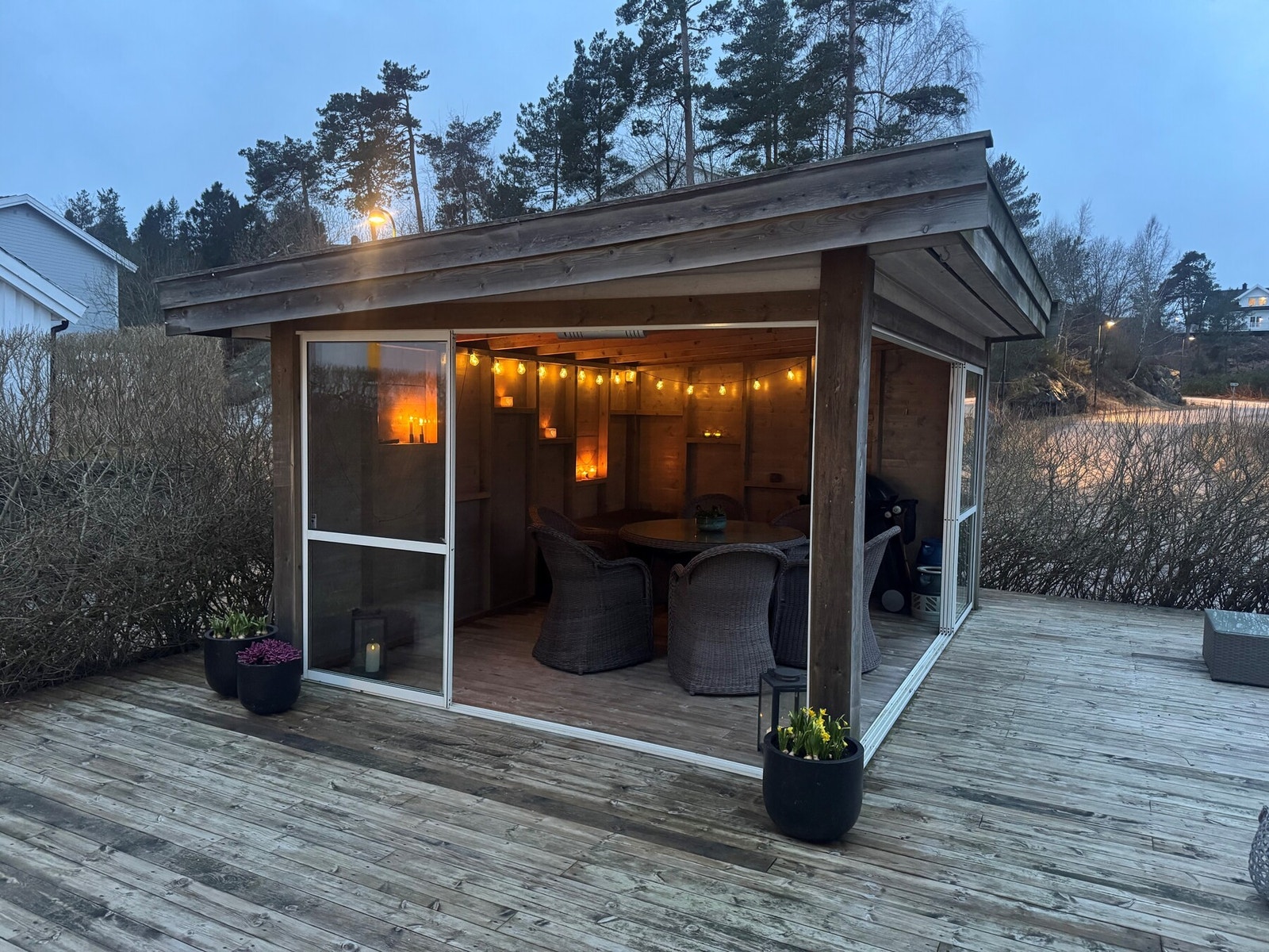 - Koselig kveldsstemning på terrassen (bilde tatt av eier) - Galleribilde