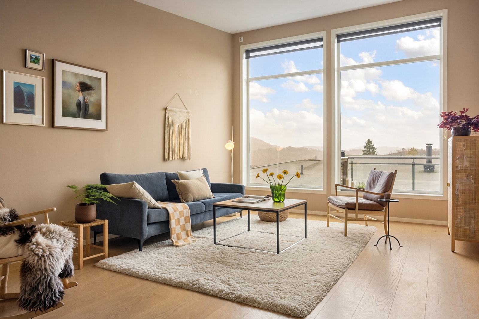 Rinddalen 74 presenteres av Mekleriet eiendomsmegling ved Tor Ramsøy! Fotograf: Nathalie Reinholdtsen. Galleribilde