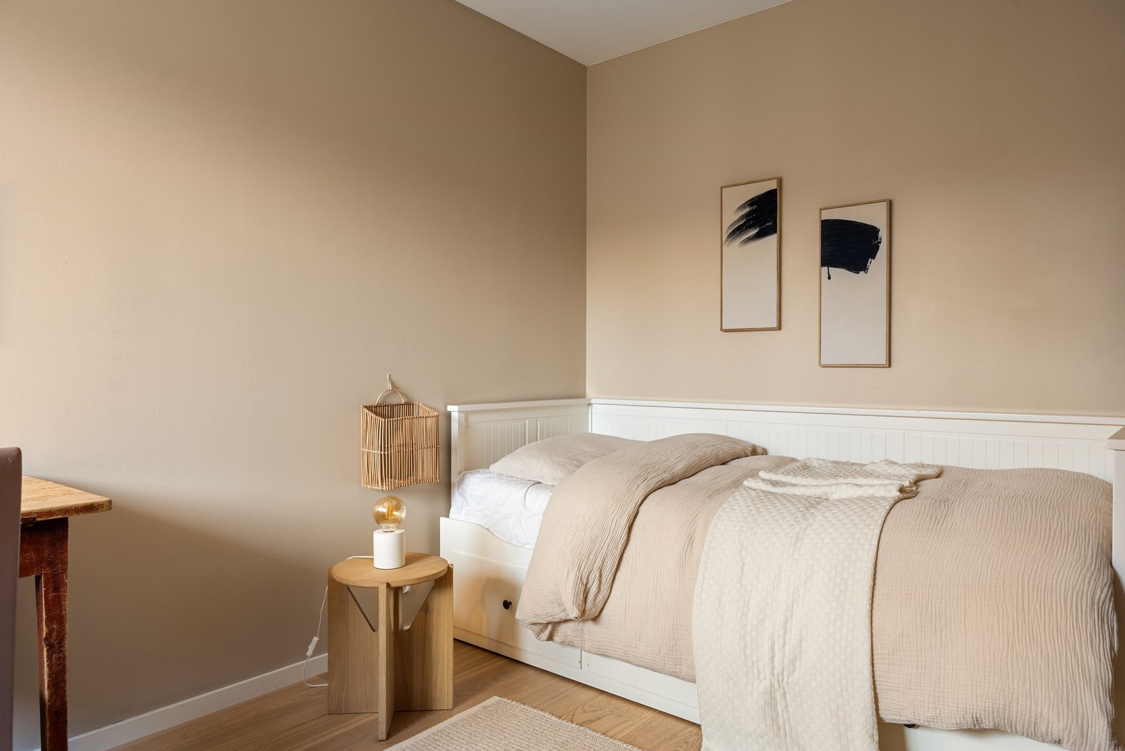 Boligens tre soverom ligger i denne etasjen. Galleribilde