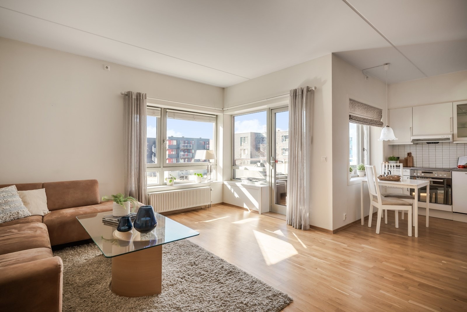 Velkommen til Brit Grytbaks veg 2. Galleribilde