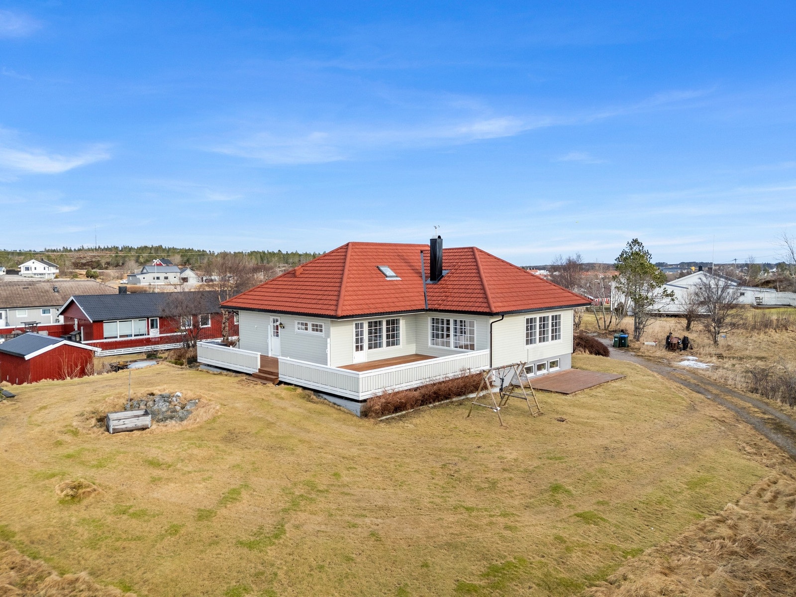 EIE eiendomsmegling ved Kenneth K. Røvik har gleden av å presentere Hammarvikbakkan 9! Foto: Interiørfoto V/Haukdal Galleribilde