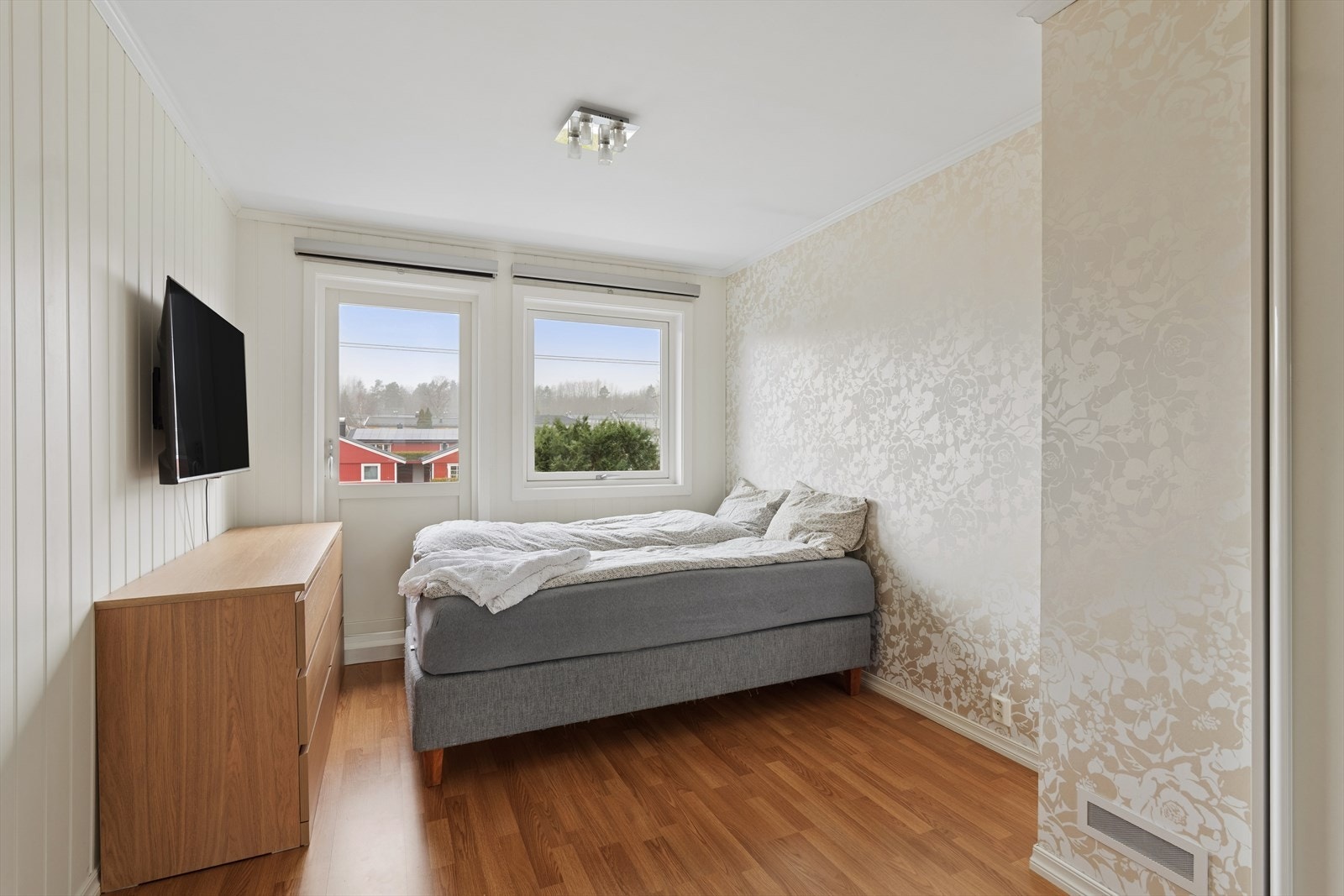 Hovedsoverommet med utgang til ca 7 kvm balkong Galleribilde