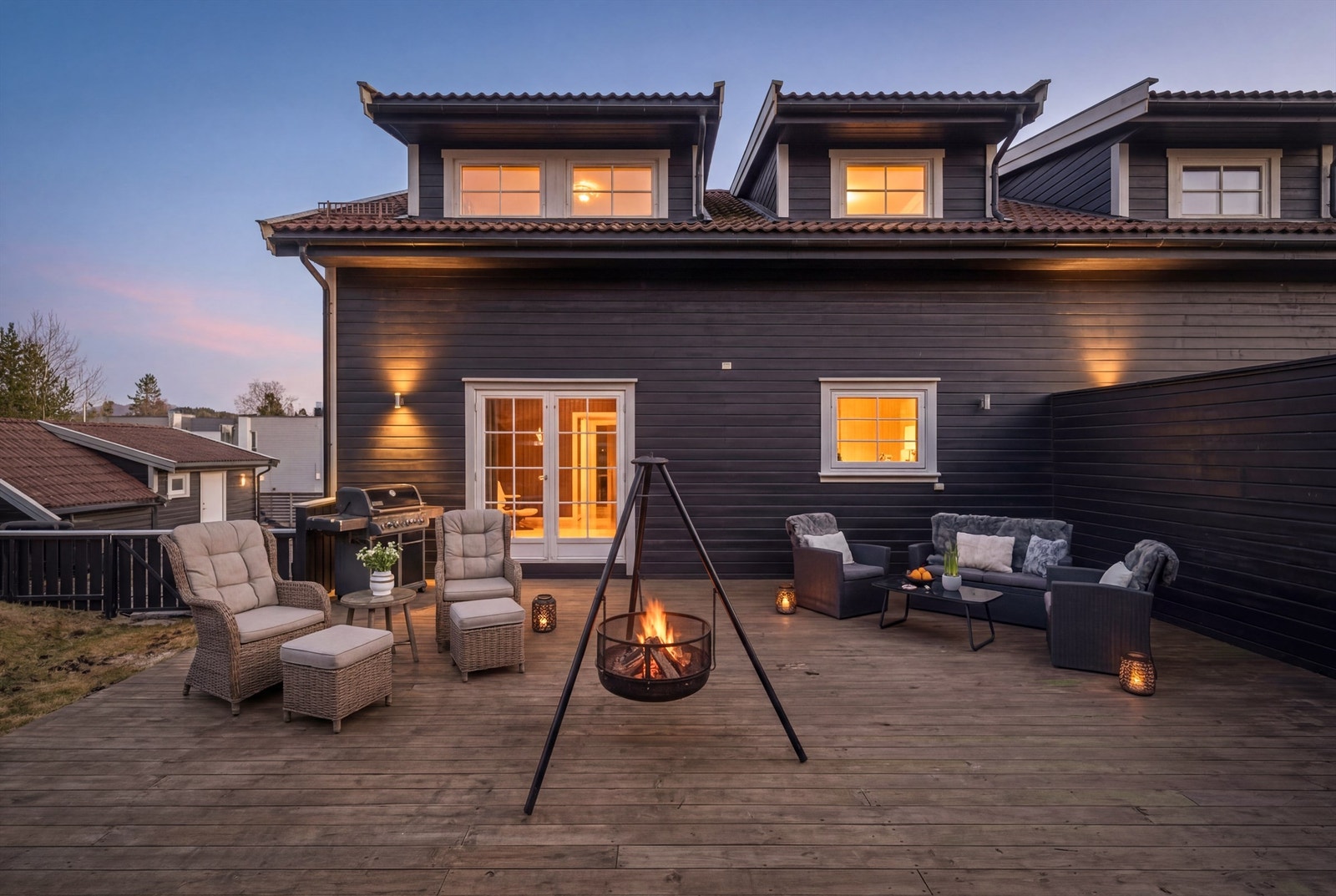 En stemningsfull uteplass som inviterer til hygge. Galleribilde