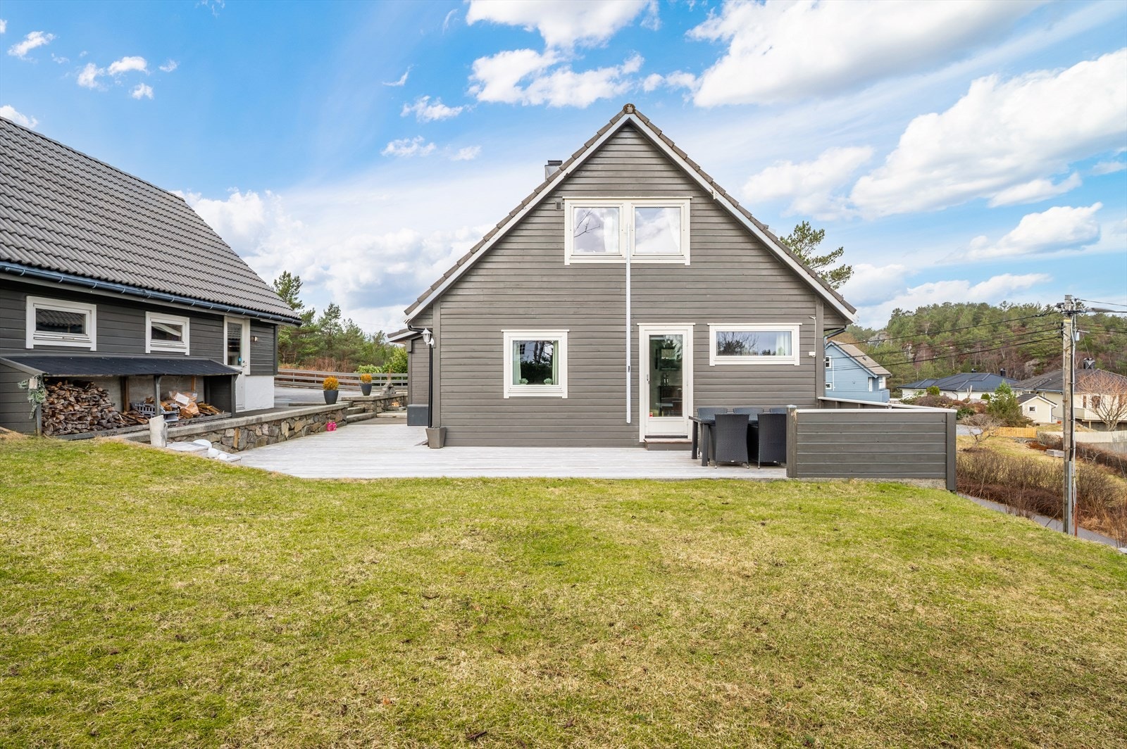 En stor familiebolig i flotte Kollevåg. Galleribilde