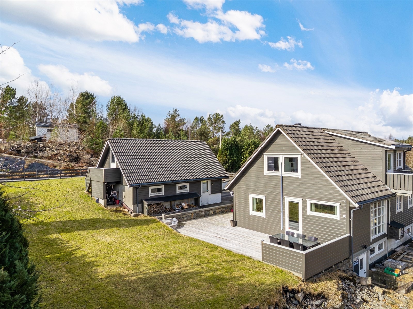 Nyt fine samlinger med både venner og familie. Galleribilde