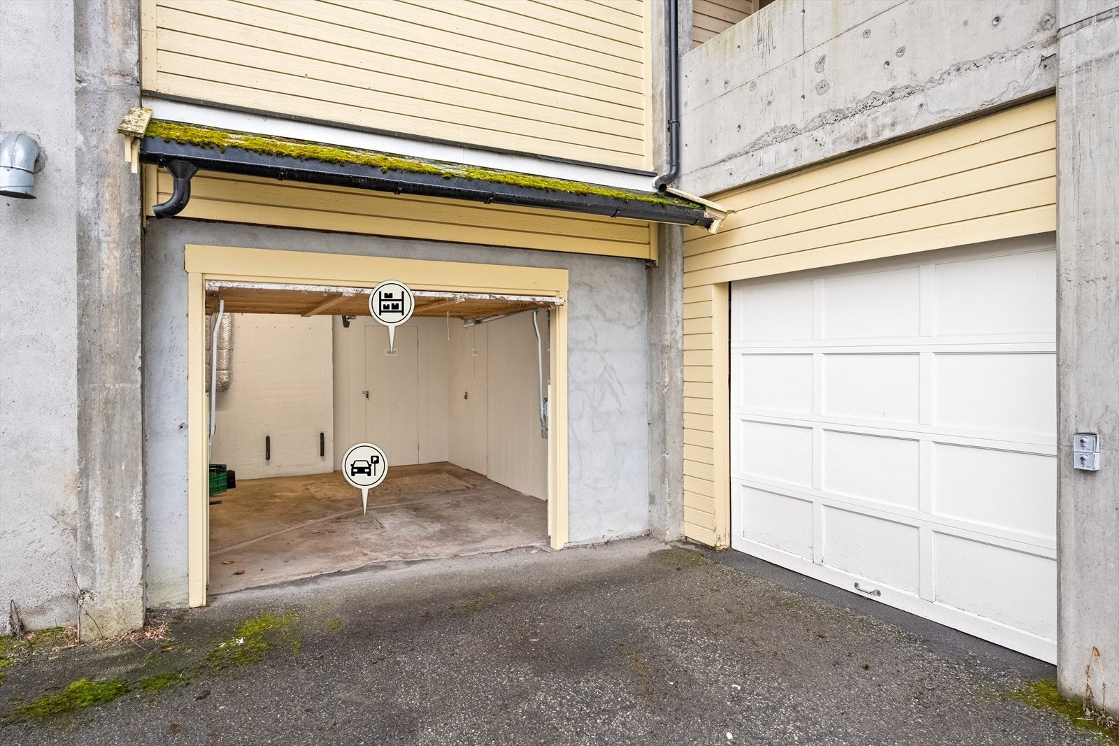 Parkeringsplass i garasje med egen port. Galleribilde