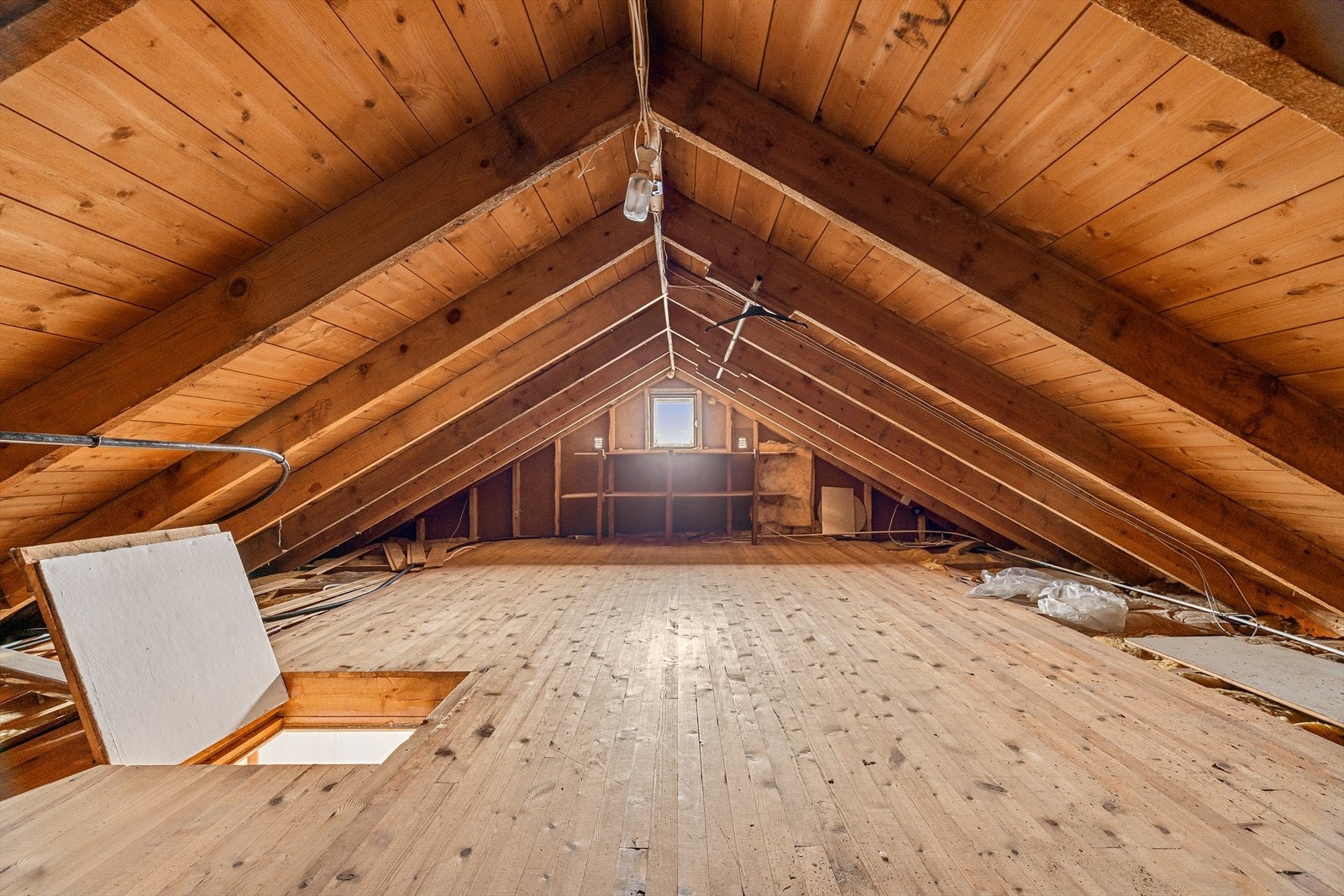 Oppbevaringsloft Galleribilde