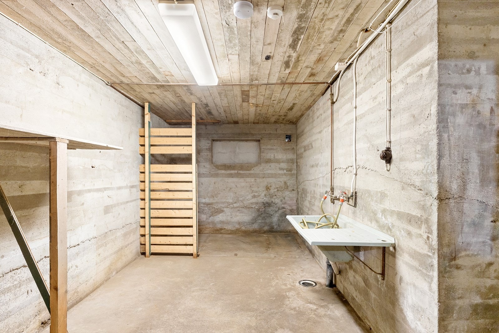 Vaskerom Galleribilde