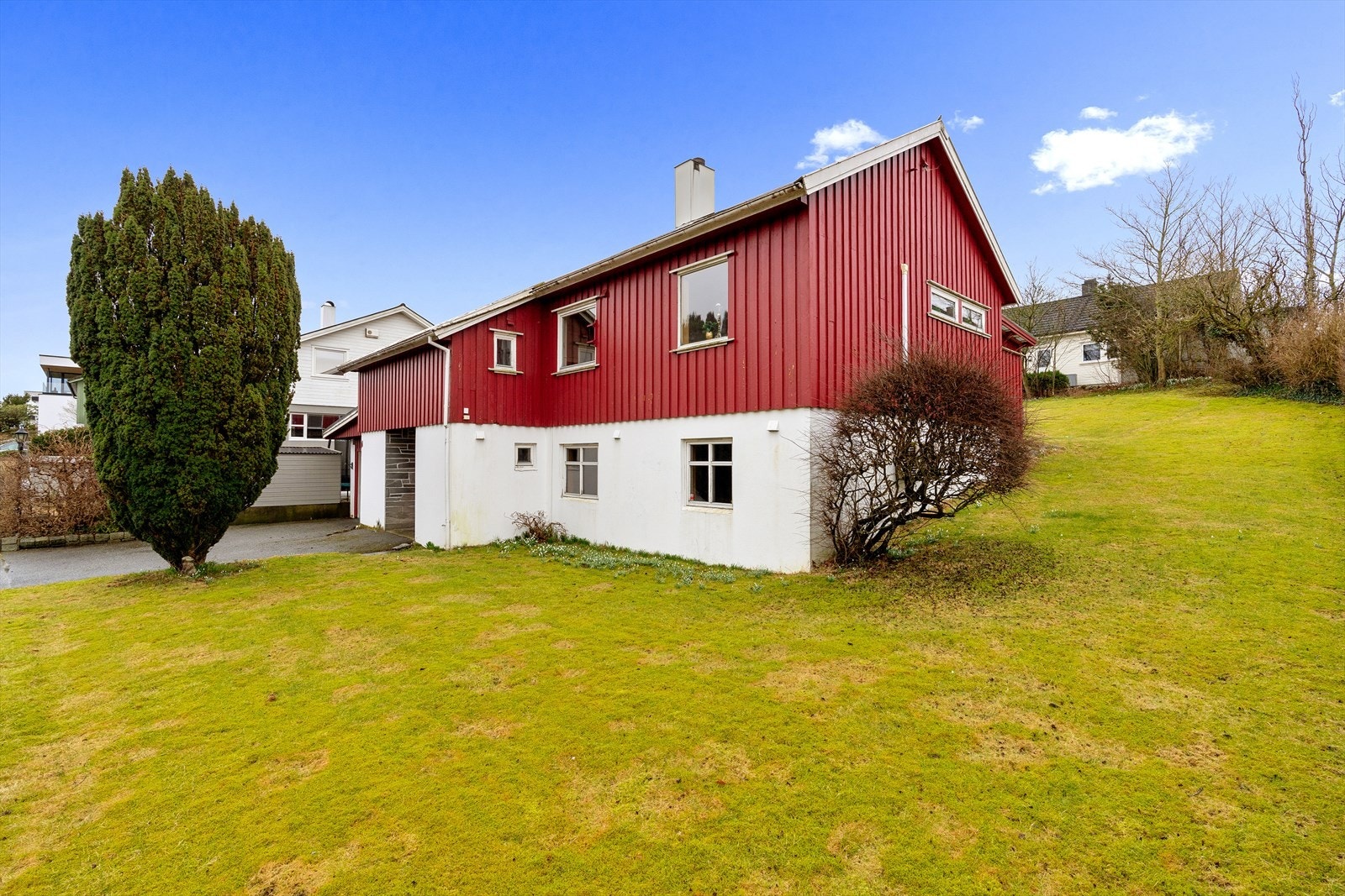 Velkommen til Haugtussavegen 7! Presenteres av Gro Anita Nøkland i Eiendomsmegler 1 Jærmegleren. Foto: Trond-Eirik Husvæg Galleribilde