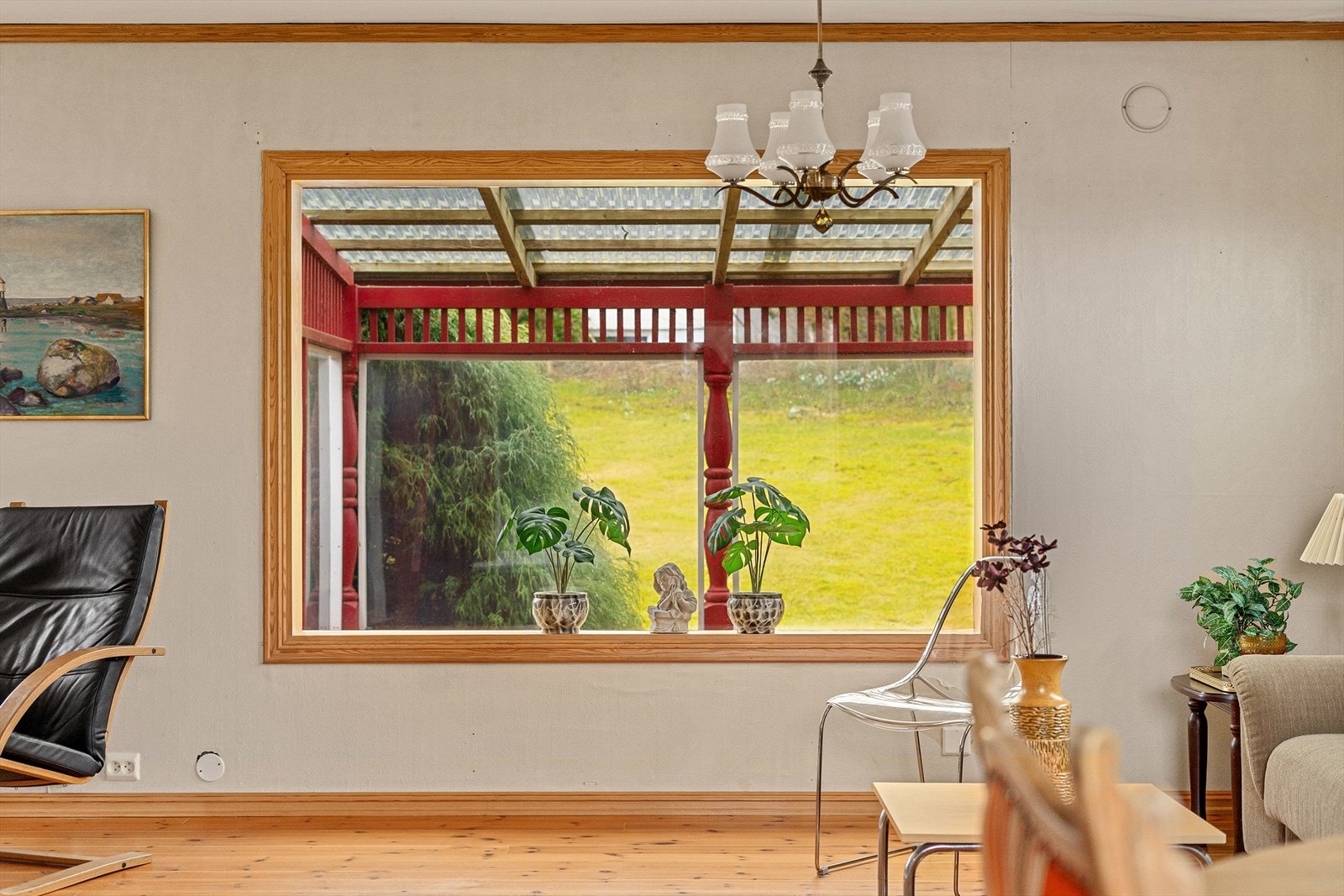 Overbygget terrasse like utenfor stue Galleribilde