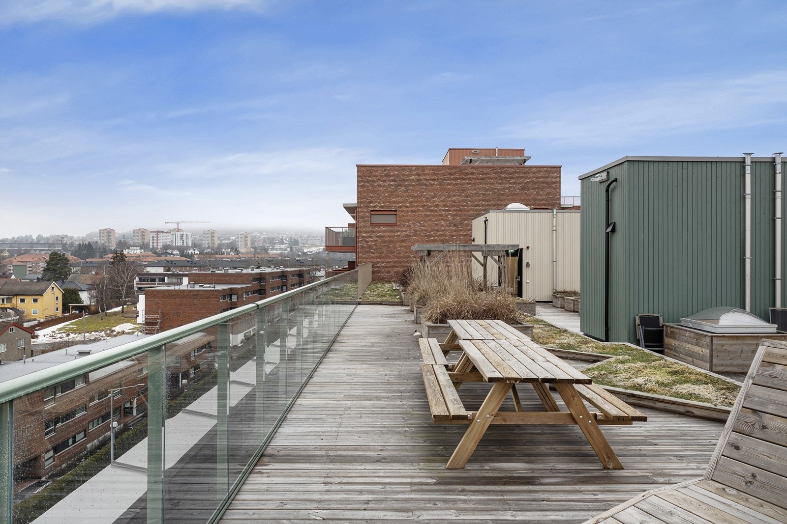 Her oppe kan du nyte en åpen utsikt over nærområdet. Galleribilde