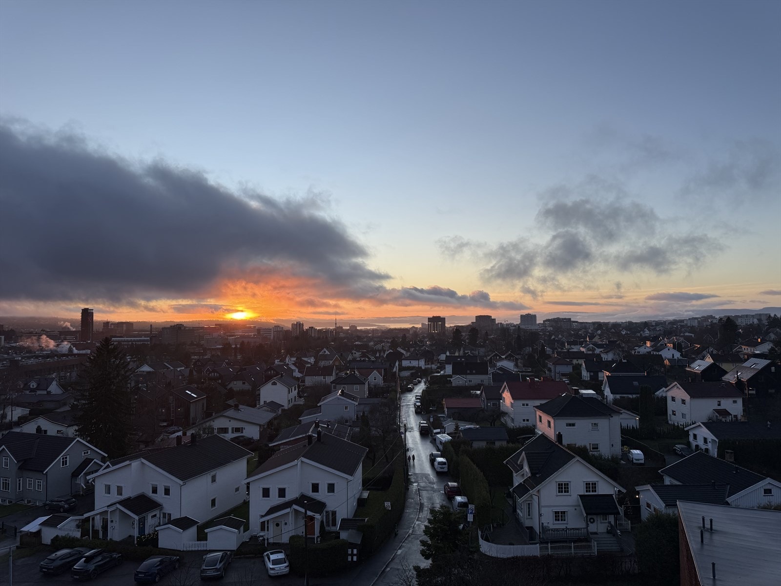 Utsiktsbilde tatt av selger fra takterrassen Galleribilde