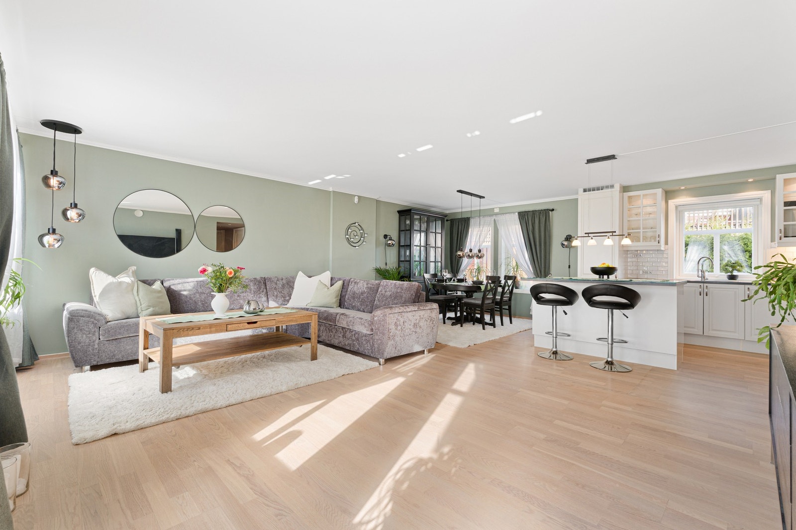 EiendomsMegler1 v/ Marthe Frantzen har gleden av å presentere Okstadvegen 311! Galleribilde