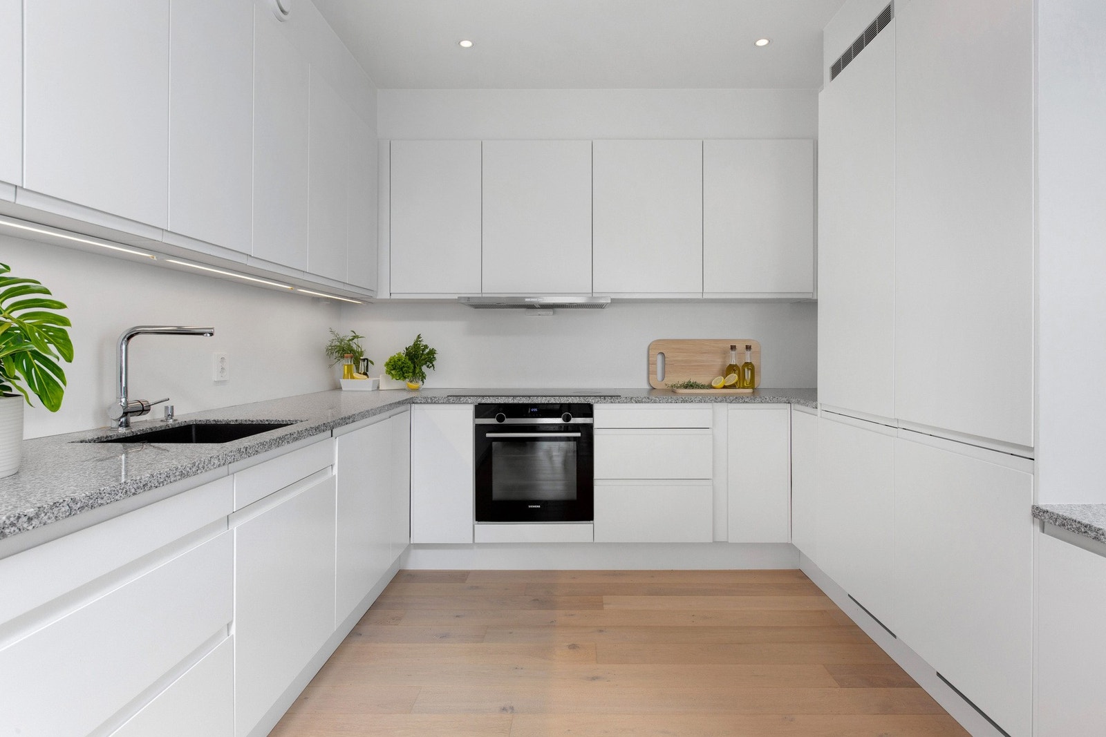 Digitalt møblert bilde. Galleribilde