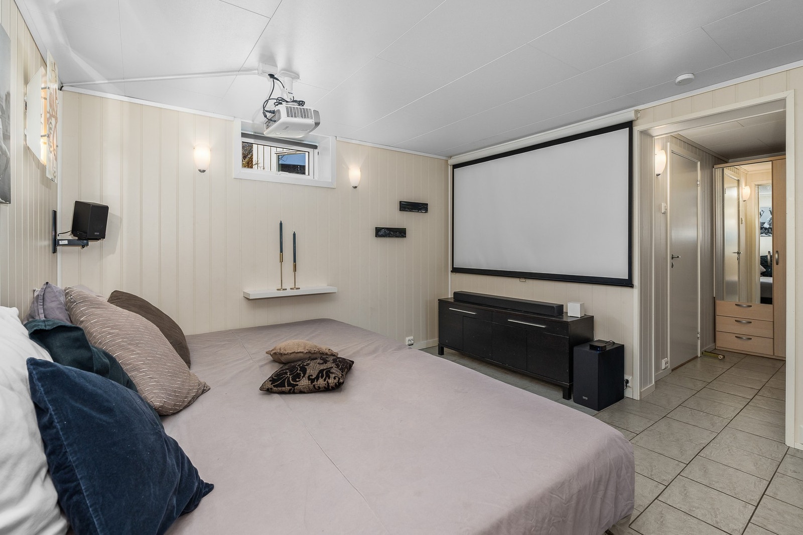 Kjellerstue Galleribilde