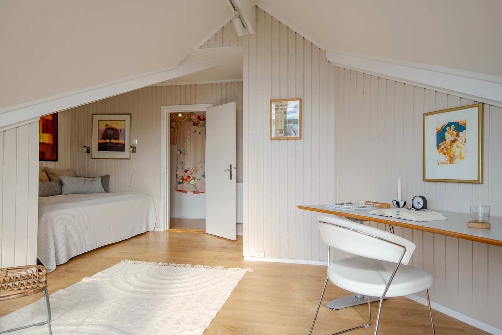 En ekstra stue i 2.etg som gir familien verdifull fleksibilitet i hverdagen. Galleribilde