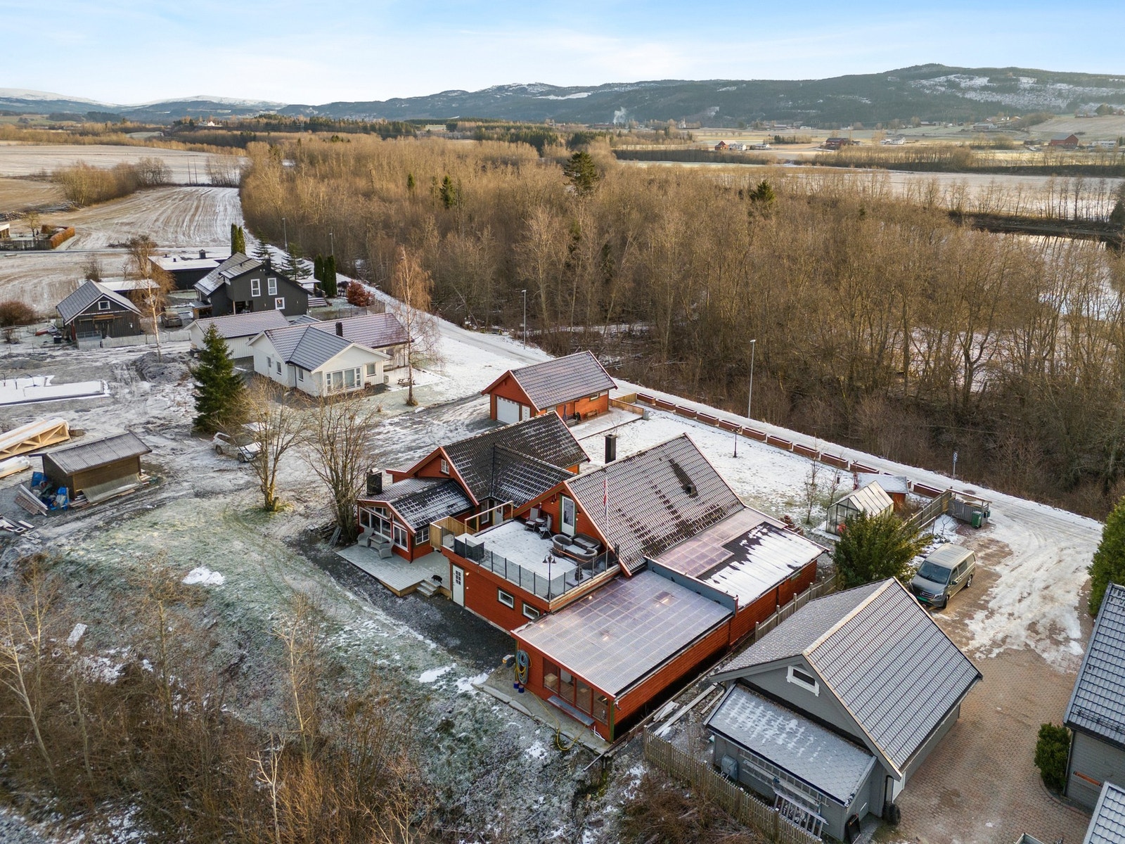 Oversiktsbildet over denne store eiendommen. Galleribilde