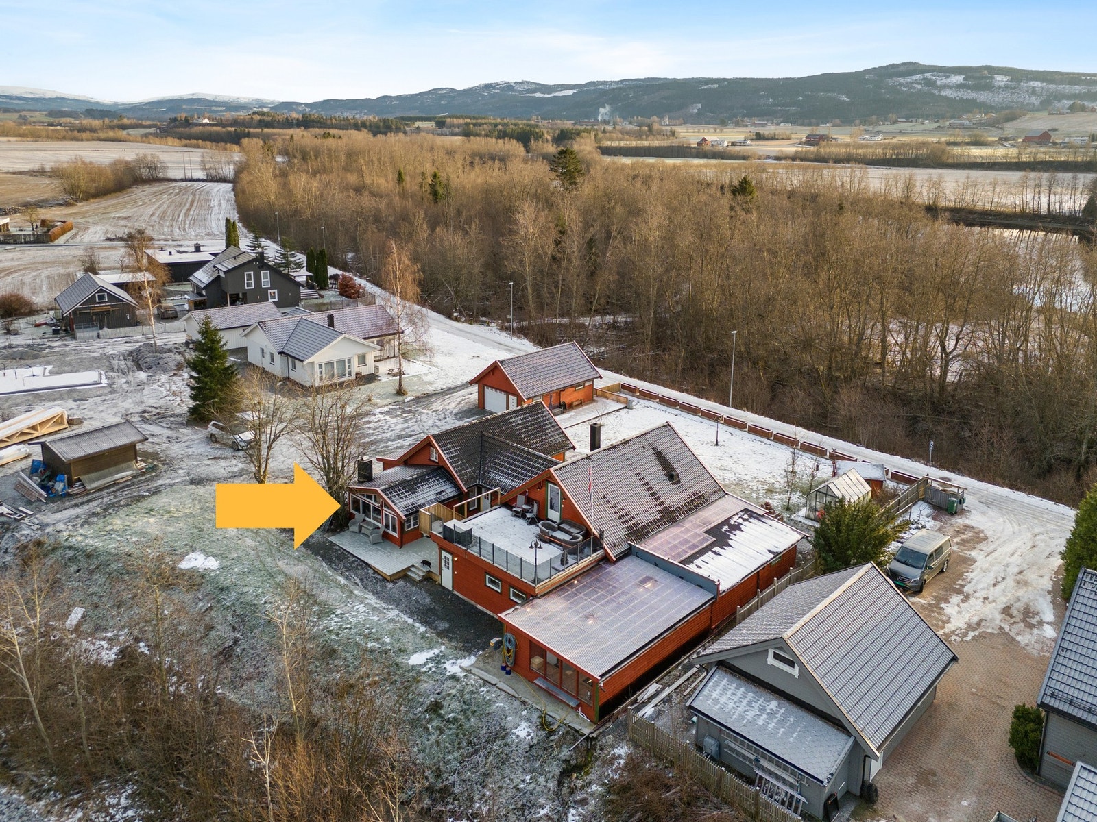 Påbygd tilleggsdel - se neste bildet! Galleribilde