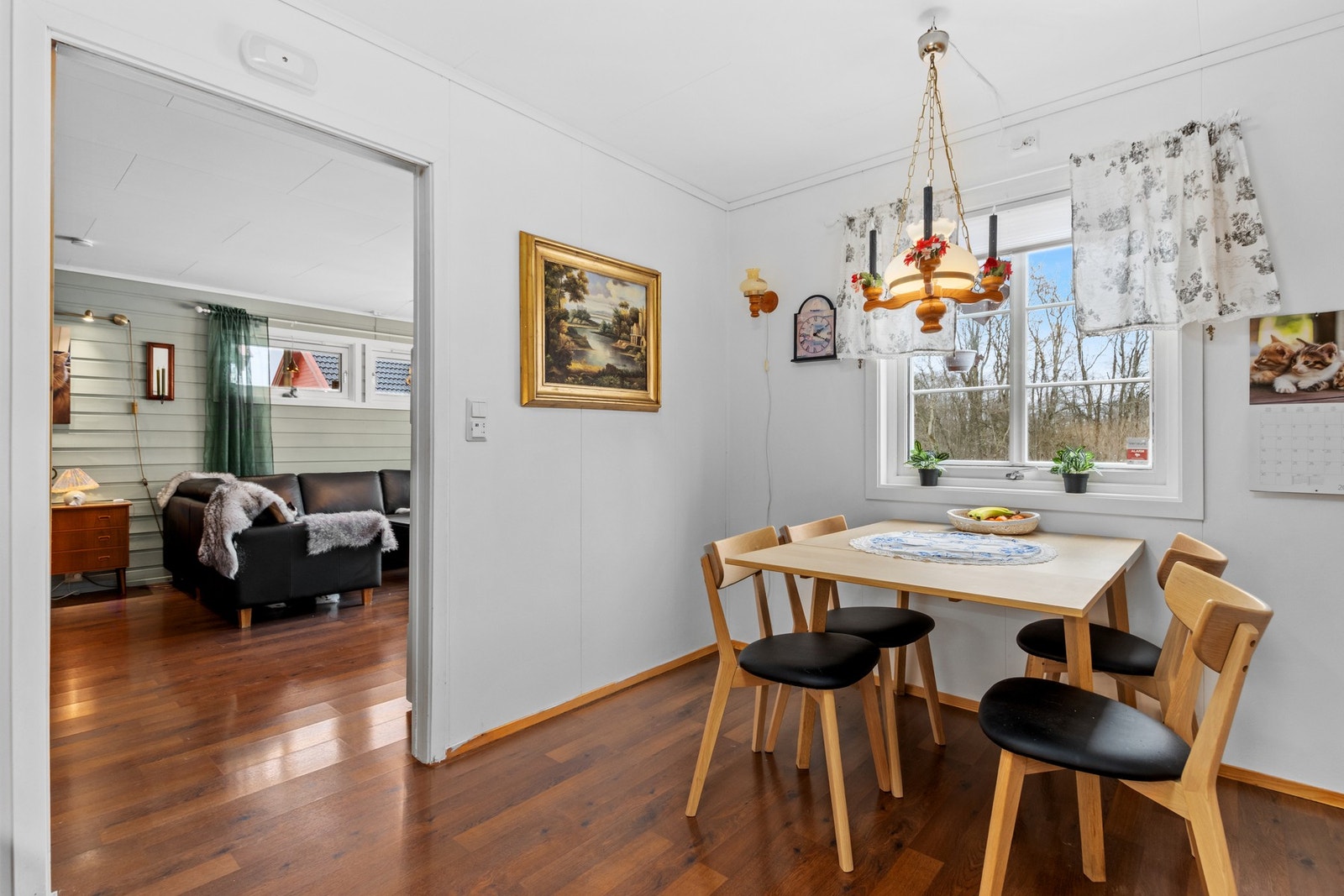 God plass til spisebord v/kjøkkenet. Galleribilde