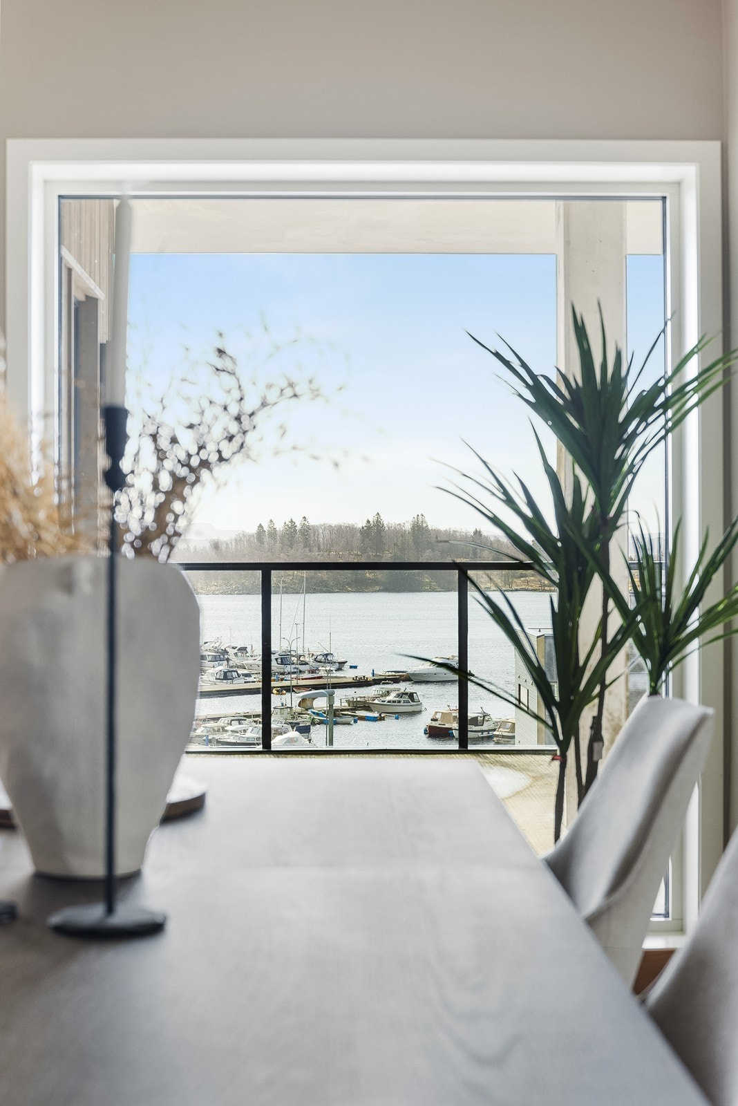 Utsikt fra spisebordet! Galleribilde