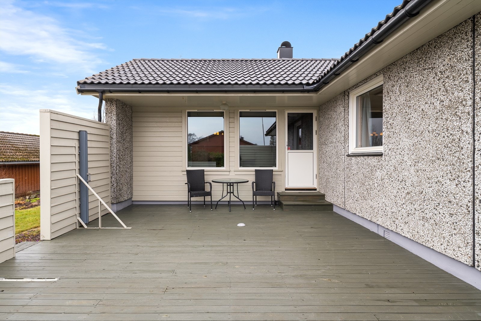 Her er det plass til flere ulike sittegrupper Galleribilde