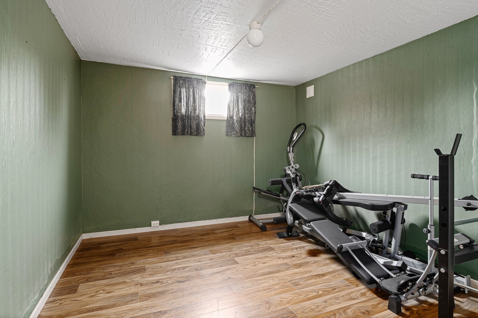 Rommene gir flere oppbevaringsmuligheter (ikke byggesøkt/godkjent) Galleribilde