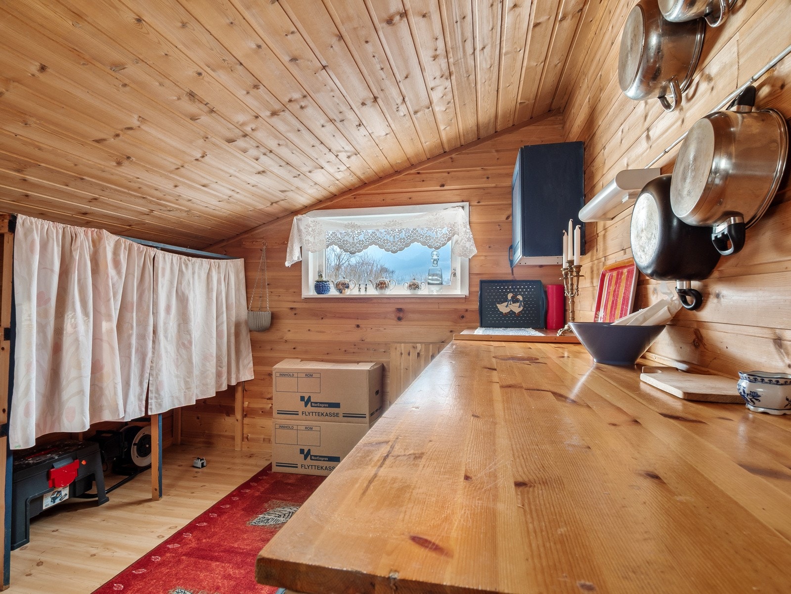 Grovkjøkken/tilbygg Galleribilde