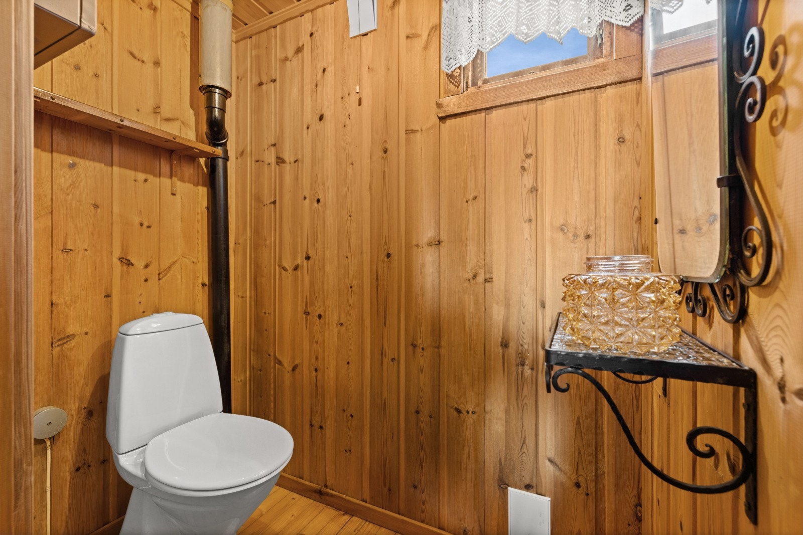 Separat toalett Galleribilde