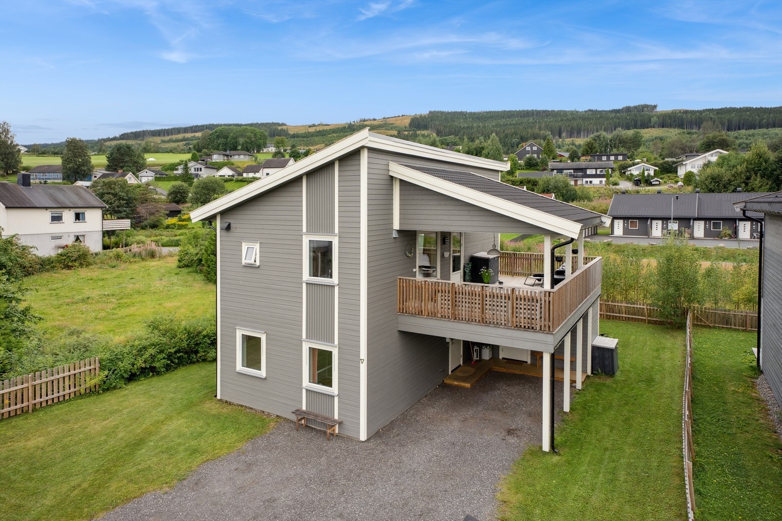 DNB Eiendom v/Joachim Lauritsen har gleden av å presentere Moabakken 17! Galleribilde