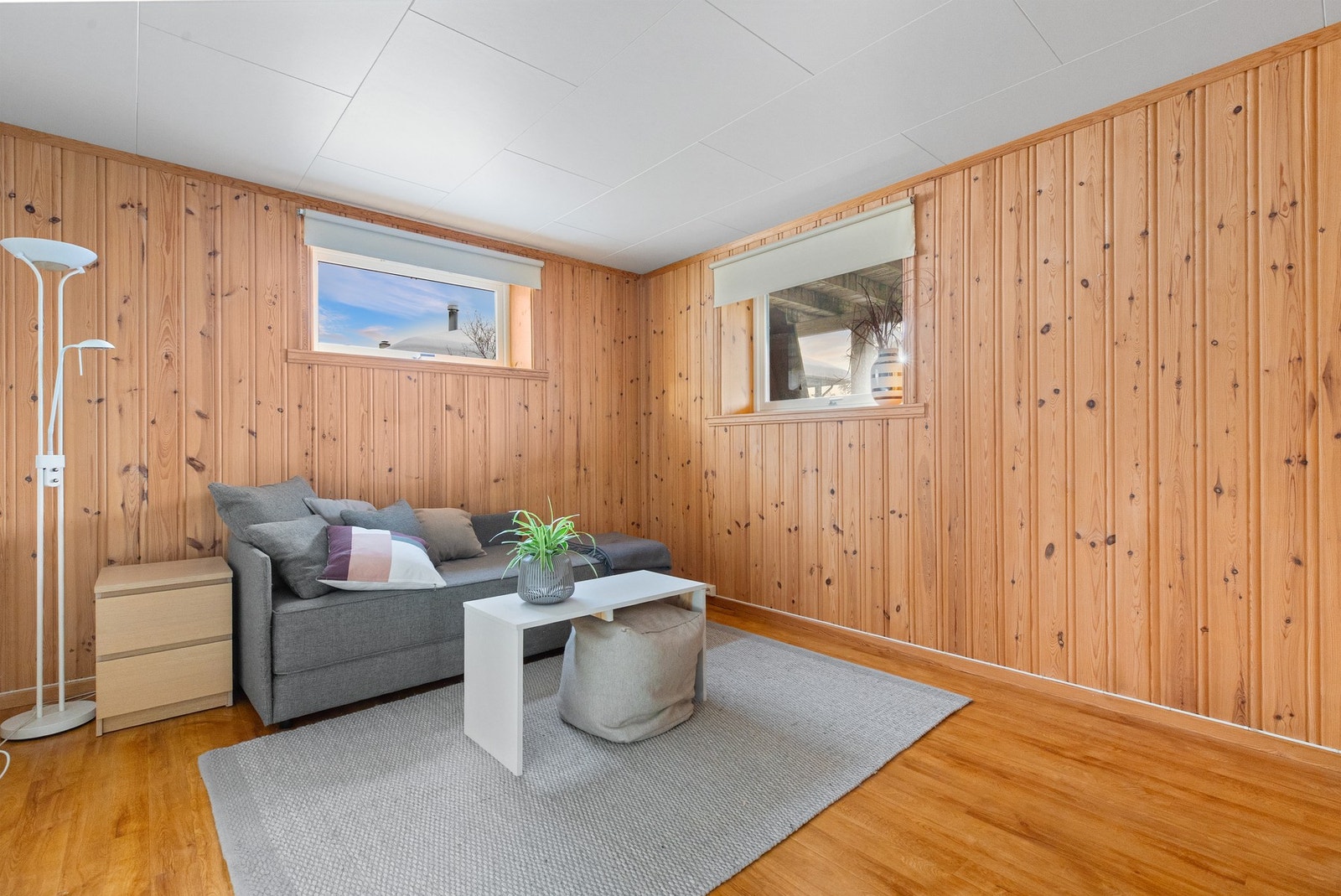Her er fra hybelens oppholds-/soverom. Rommet har god plass til møblering. Galleribilde