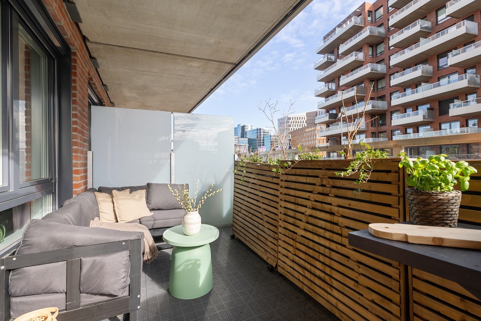 Moderne og innbydende 3-roms med solrik balkong, høy standard og garasjeplass. Galleribilde