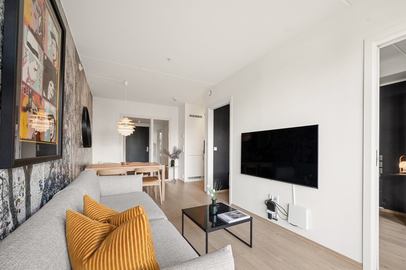 Adkomst til soverommet på hver sin side. Galleribilde